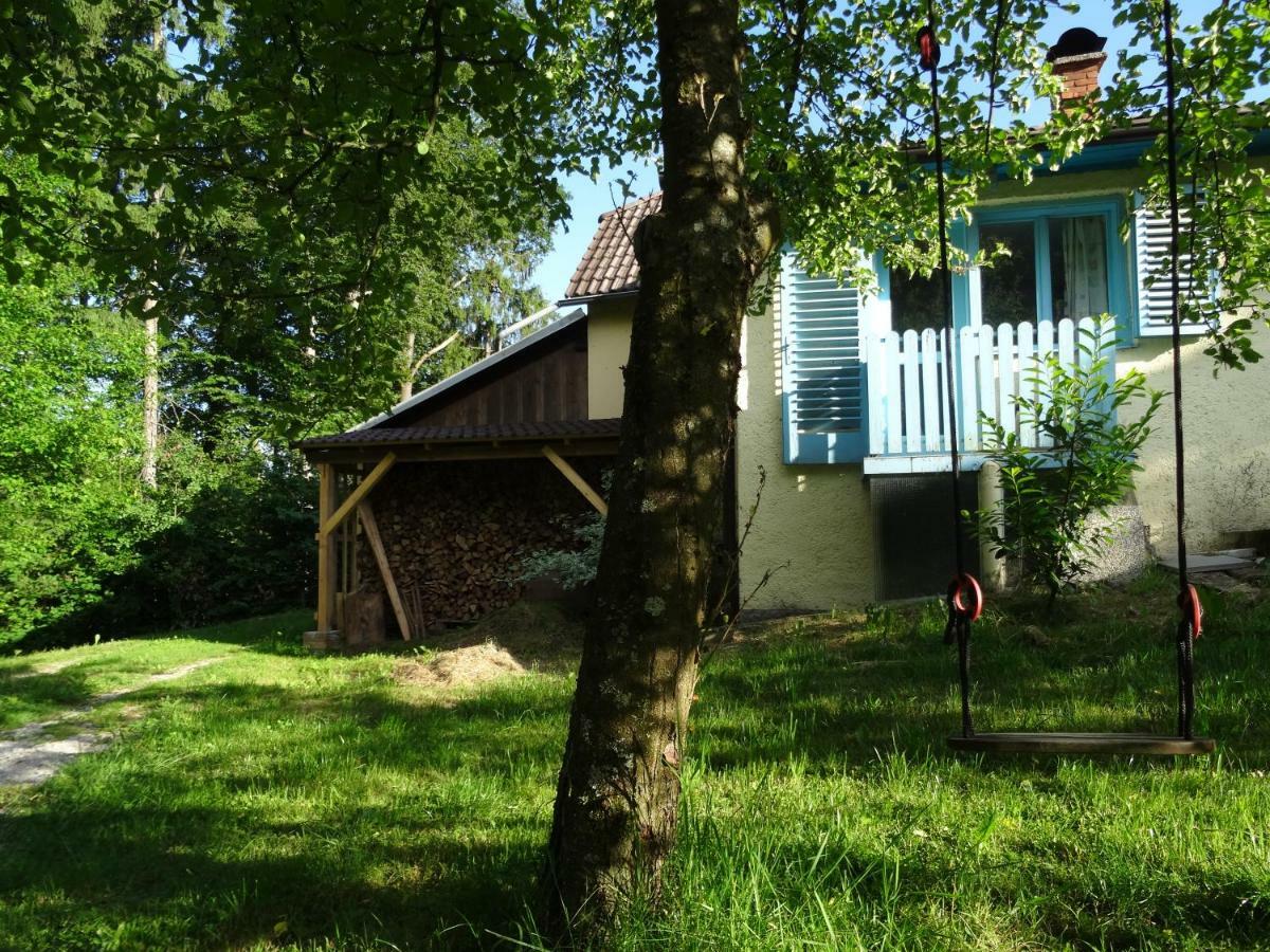 Blue Cottage Podvrh  Exteriör bild