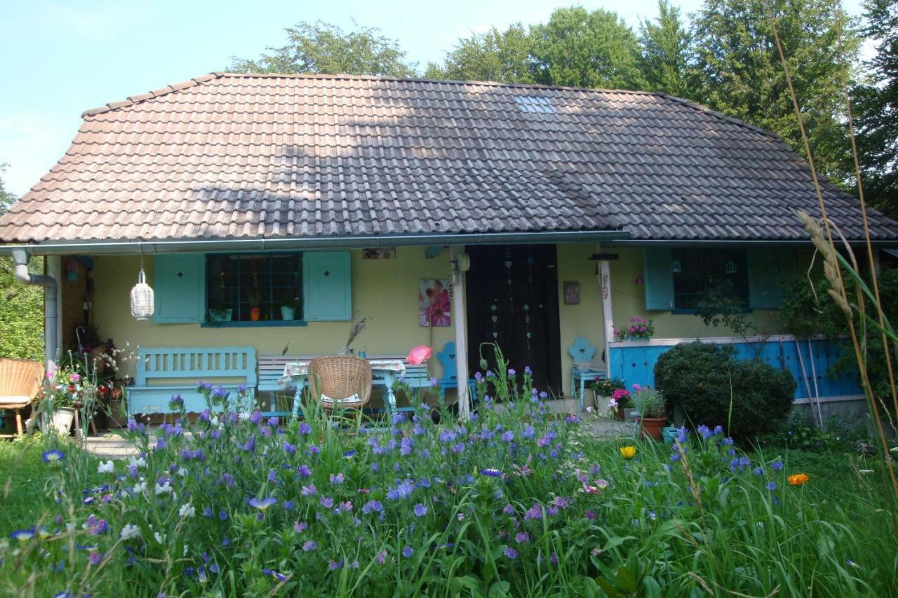 Blue Cottage Podvrh  Exteriör bild